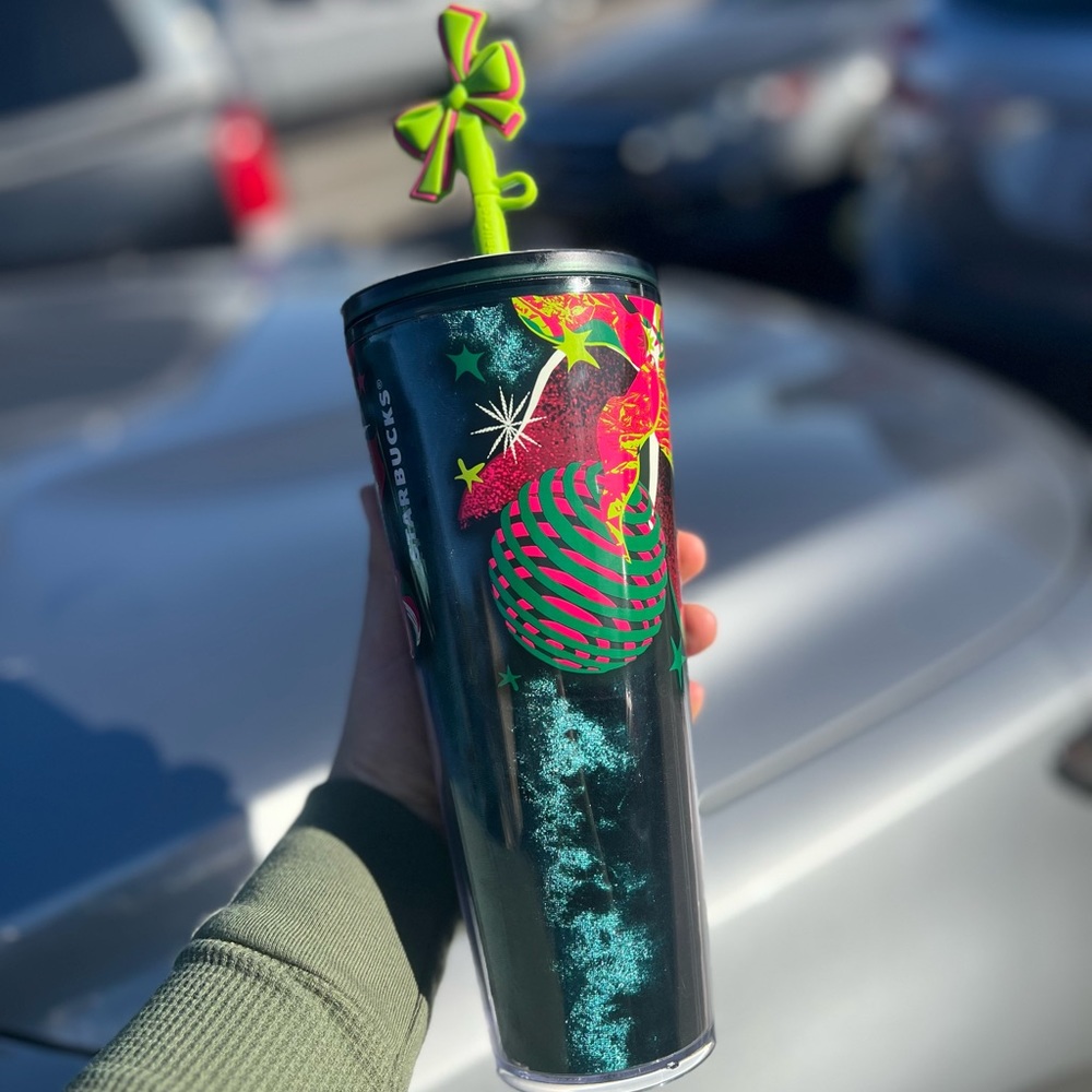 Starbucks New Venti Christmas Tumbler 24 Oz.